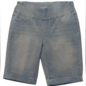 Sound Style - Pull On Slimming Bermuda Shorts W/ Comfort Stretch, Size Small 4-6